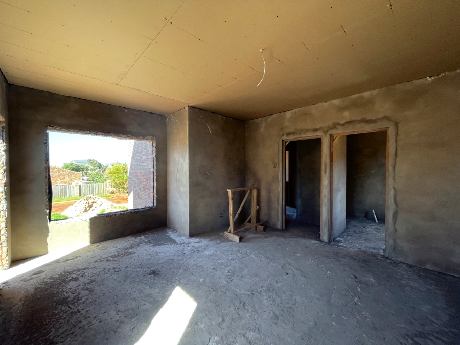 3 Bedroom Property for Sale in Wavecrest Eastern Cape